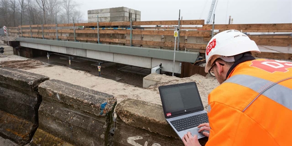 circulair viaduct computer